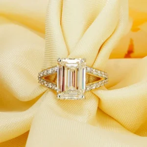 5ct Emerald Lab-Grown Solitaire Ring